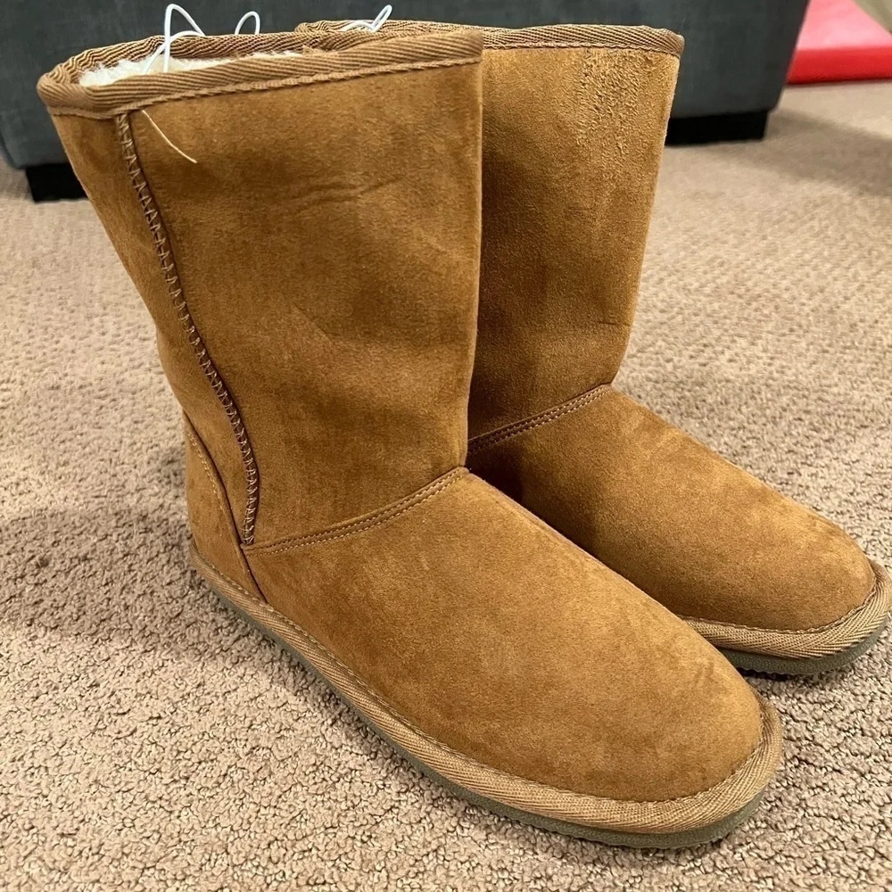 Brand New Harper Canyon Camel Faux Suede Girls Boots Size 4